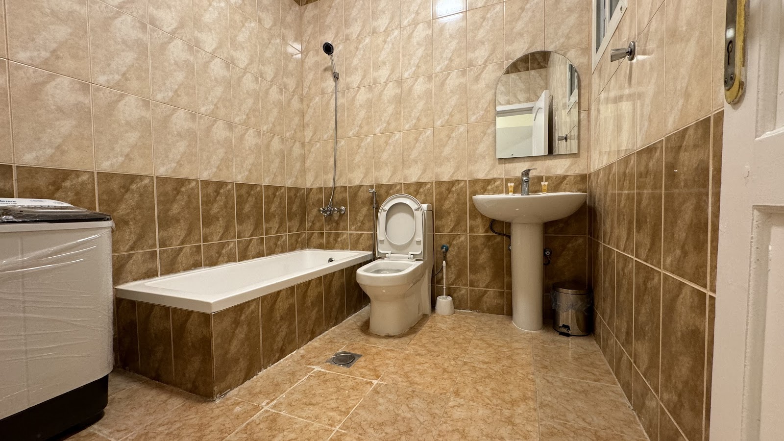 الصورة 3 من 8