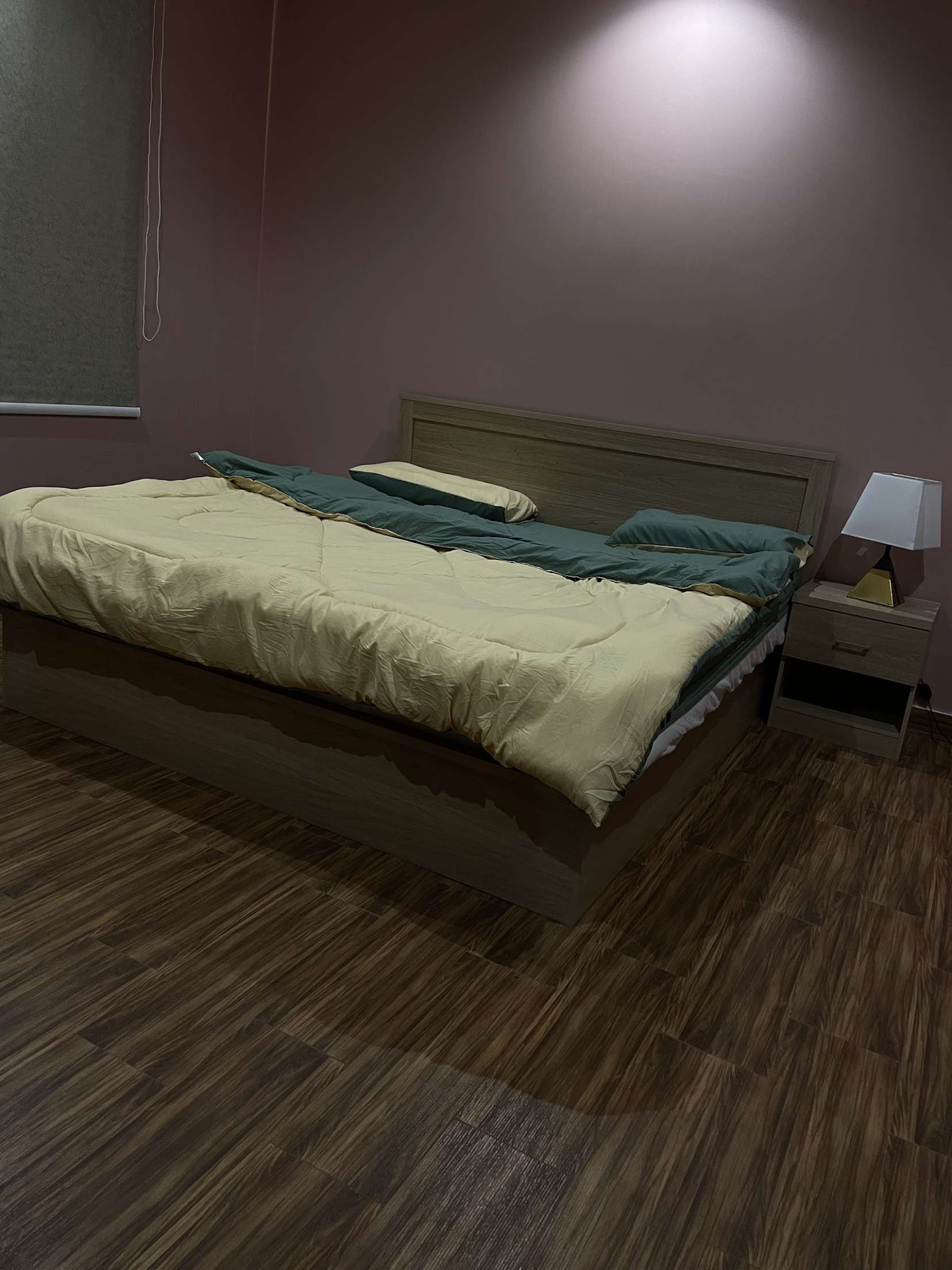 Image 1 of 8