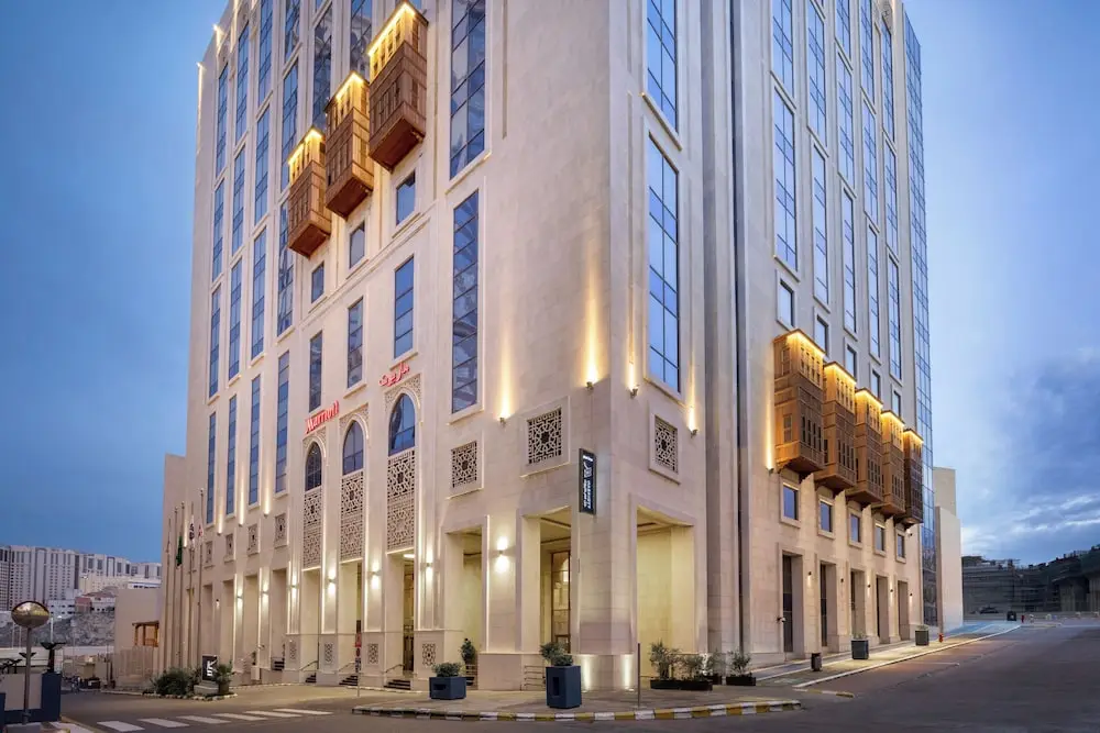 الصورة 2 من 5