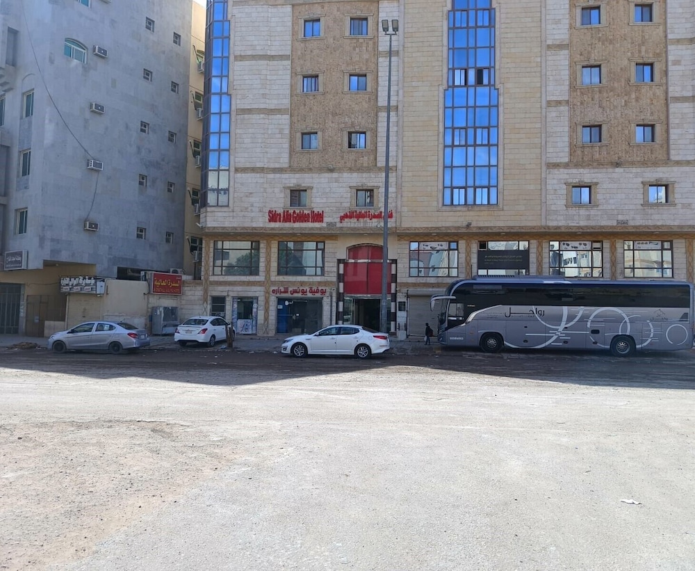 الصورة 1 من 5