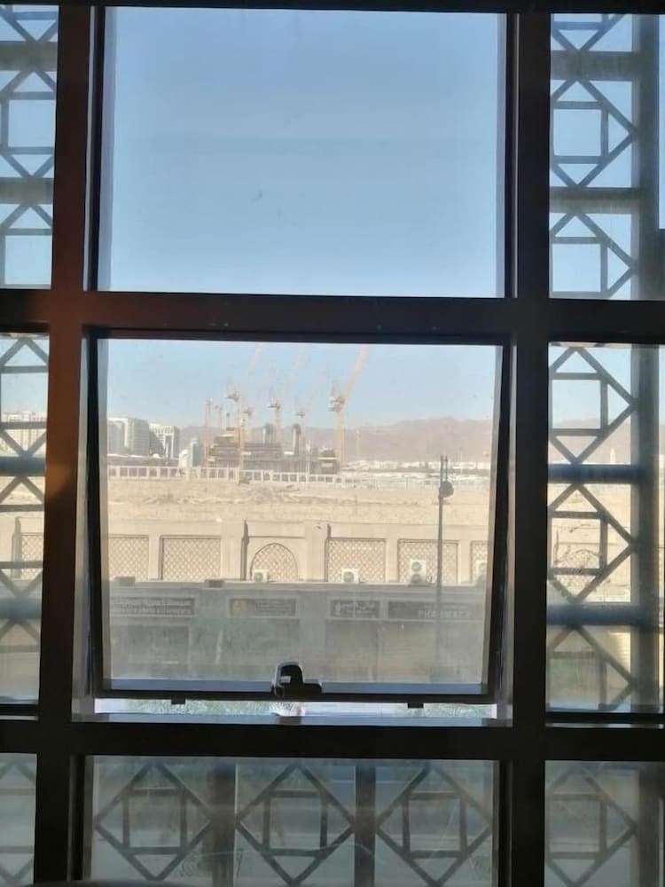 الصورة 3 من 5