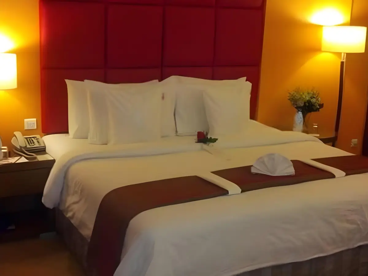 Al Hayat Golden Hotel