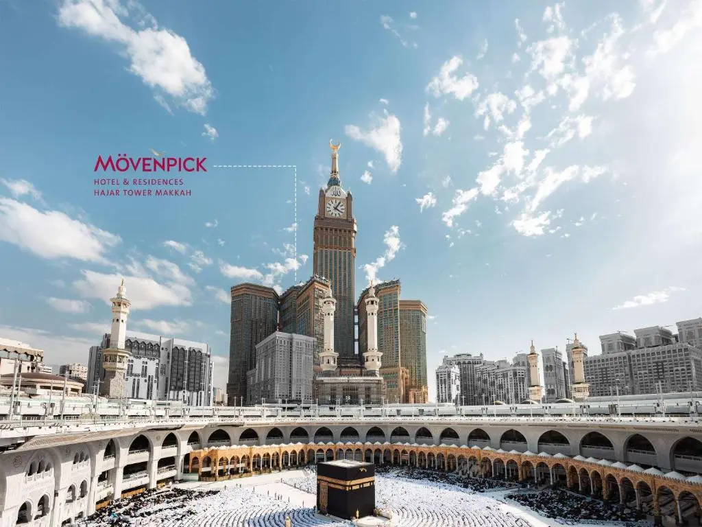 مكة أولًا · مصر للطيران